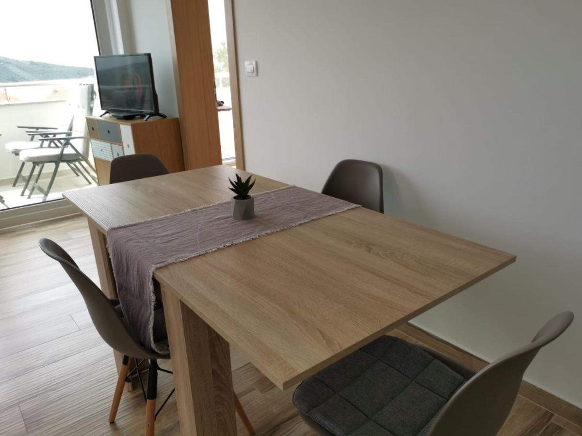 Appartamento Ristovic Primošten Esterno foto